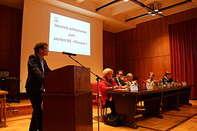 Viertes SIE-Plenum