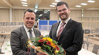 David Axer und Bürgermeister Sacha Reichelt. 