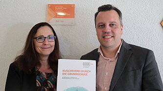 Bürgermeister Sacha Reichelt und die Gleichstellungsbeauftragte Barbara Brieden.